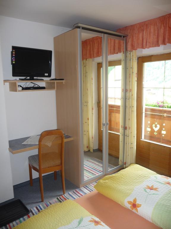 Familie Neunhaeuserer Neustift im Stubaital Exterior photo