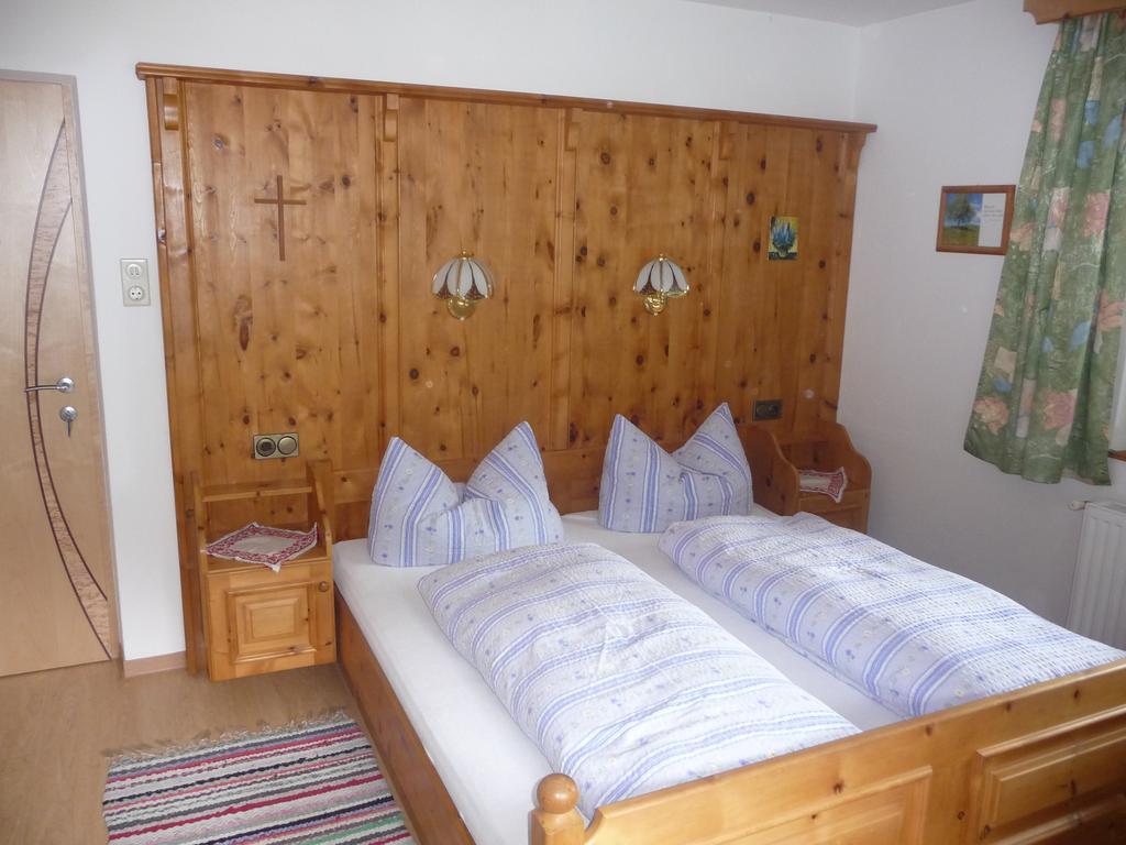 Familie Neunhaeuserer Neustift im Stubaital Exterior photo
